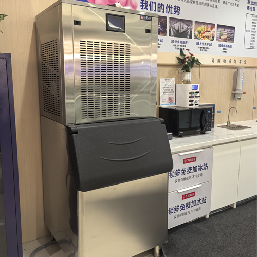 500公斤雪花制冰机交付连锁超市客户
